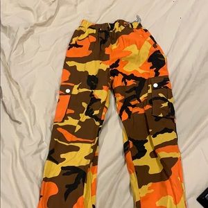 camo cargo pants